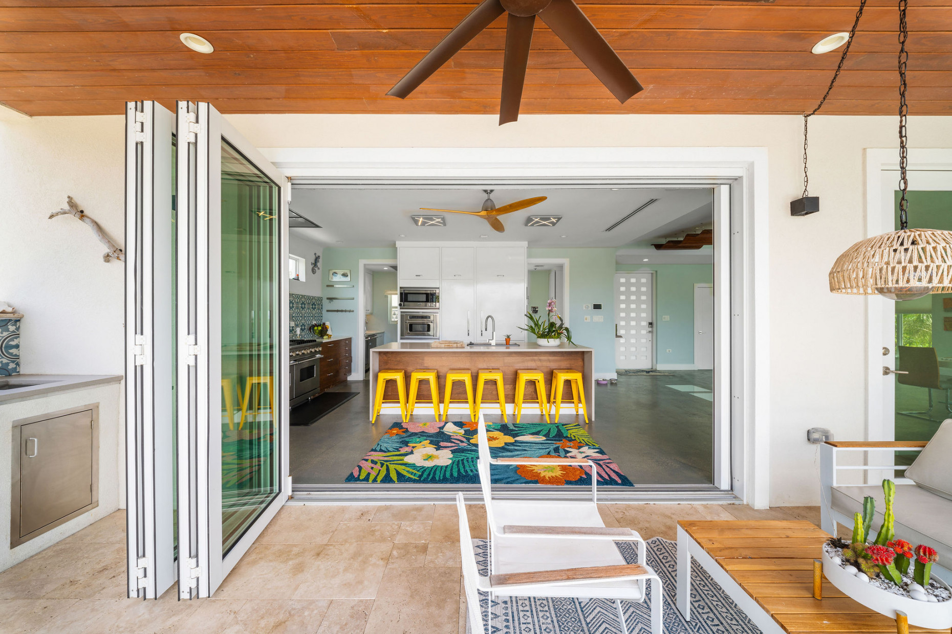 24  Shorewinds Trail, The Shores Family Home