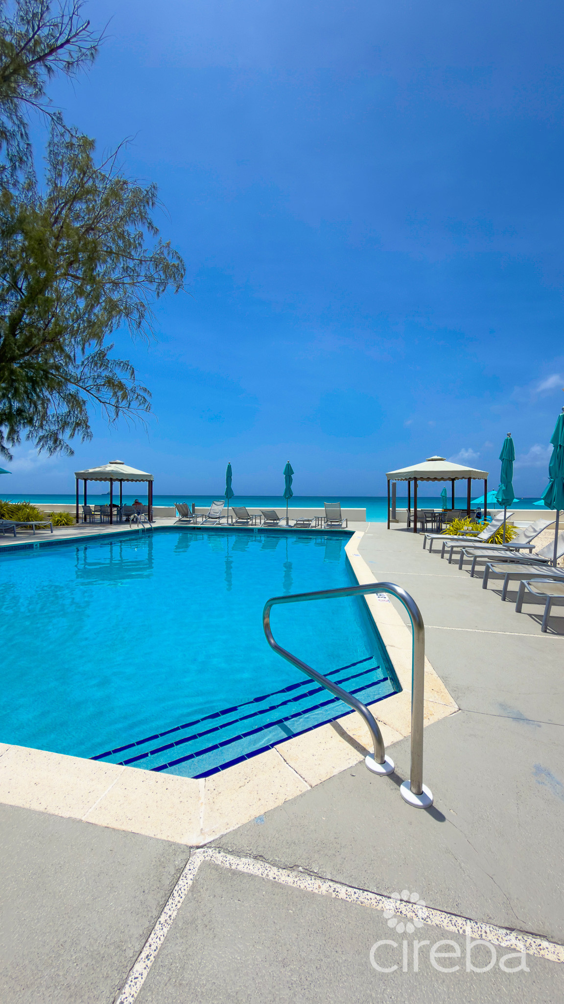 3 BED SEVEN MILE BEACHFRONT CONDO TAMARIND BAY