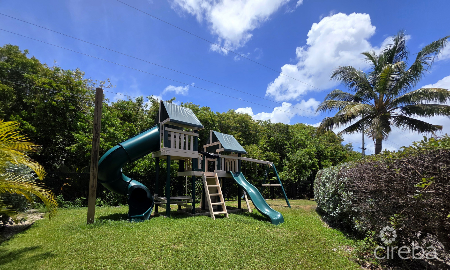 SAN SEBASTIAN PHASE 2 | 4BED/3.5BATH | GARDEN & POOL VIEW