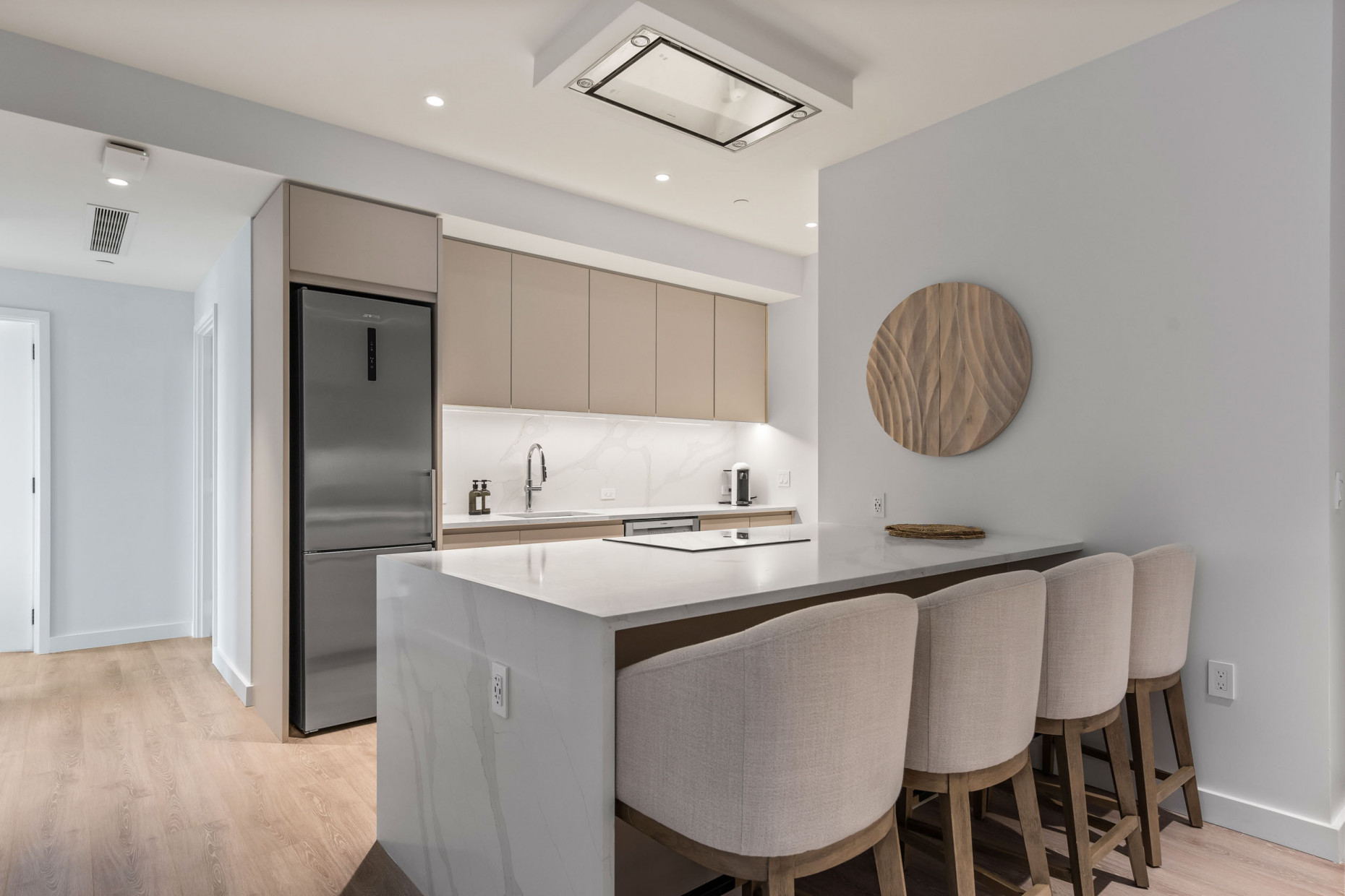 One|gt Unit 910 - Resort-style Living In The Heart Of George Town