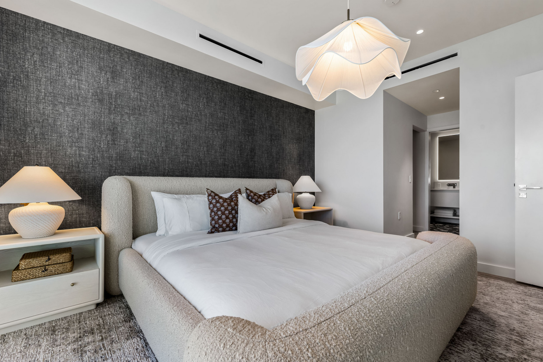 One|gt Unit 910 - Resort-style Living In The Heart Of George Town