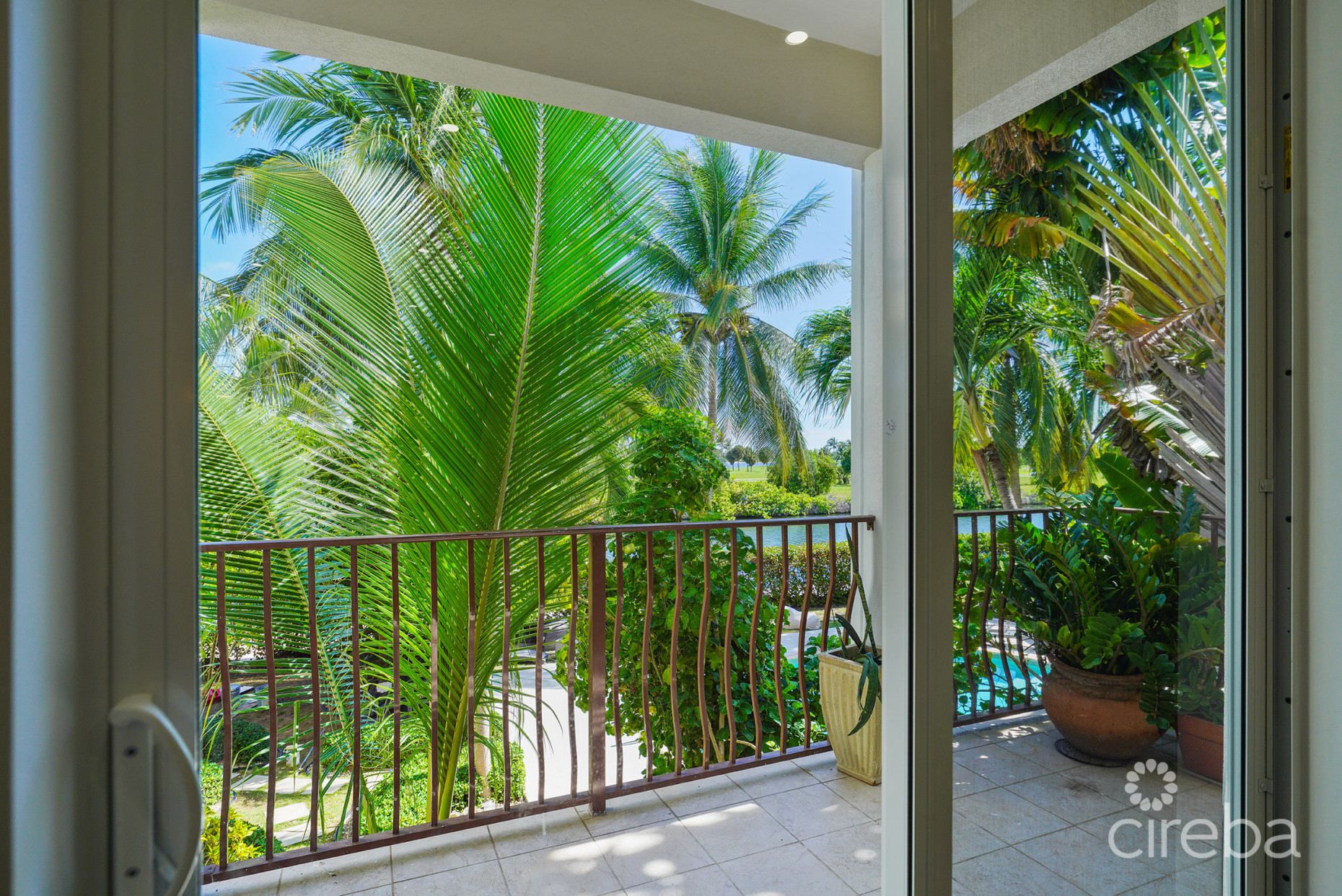 REDUCED! TURNBERRY  EAST #3 , CRYSTAL HARBOUR
