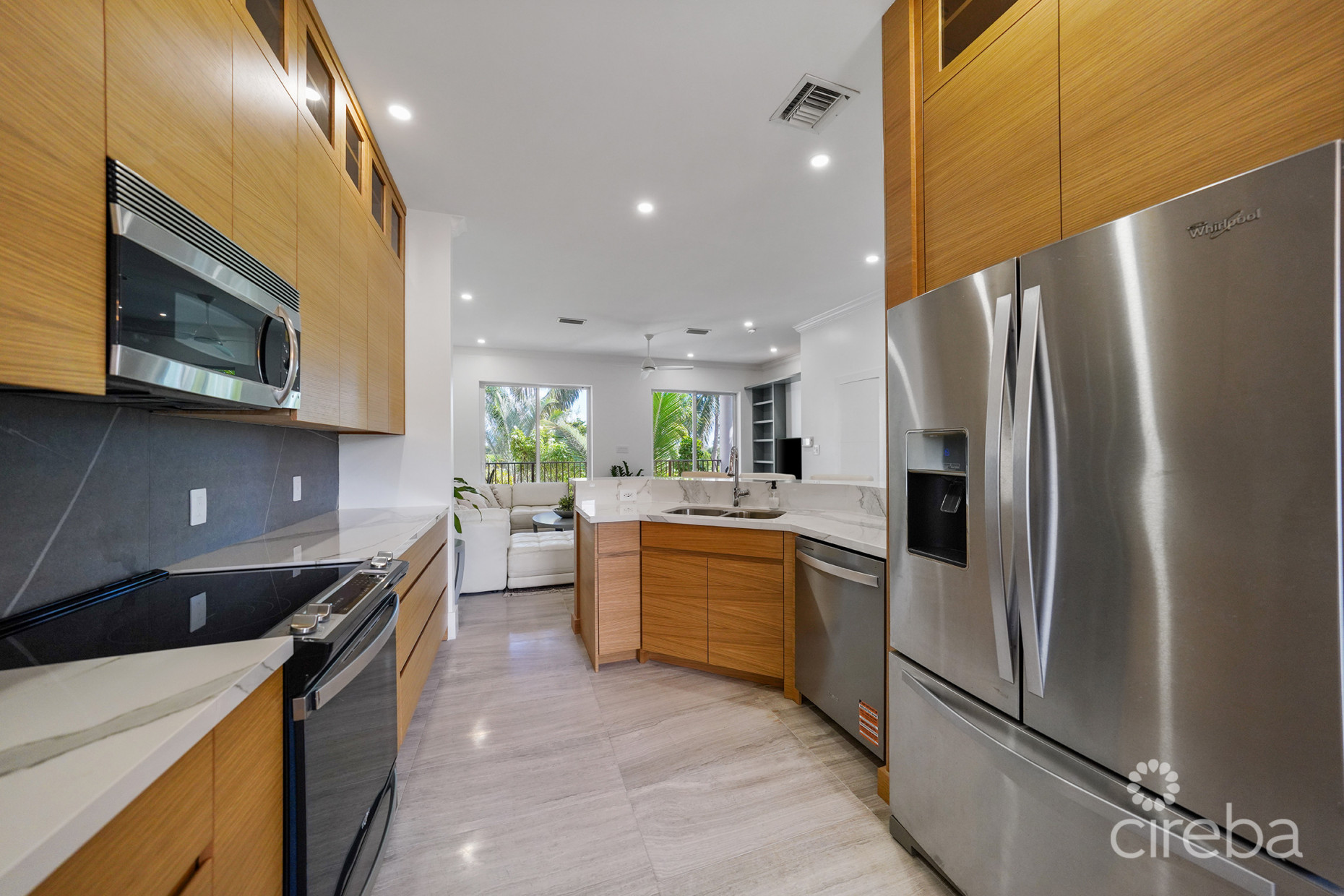 REDUCED! TURNBERRY  EAST #3 , CRYSTAL HARBOUR