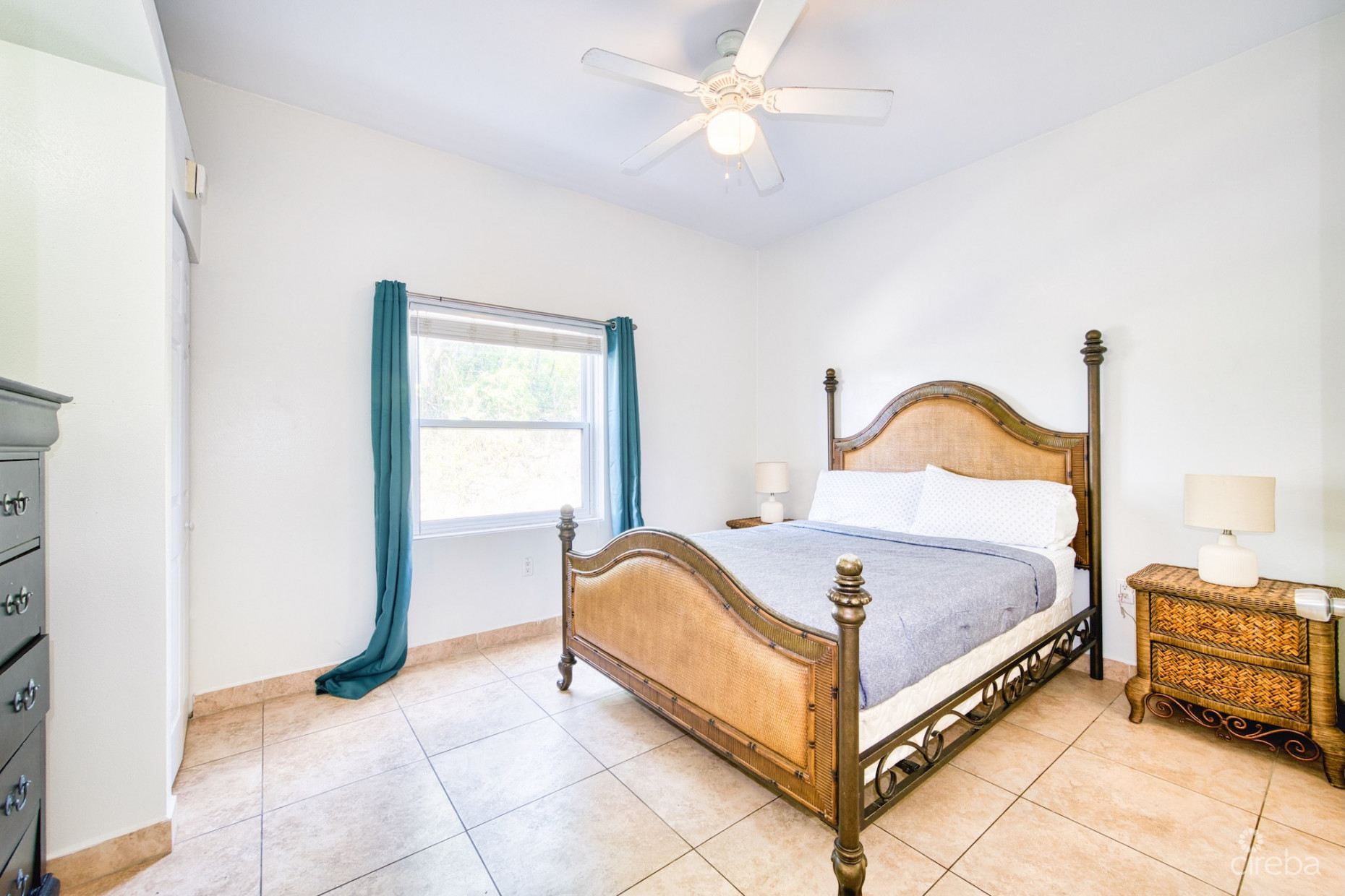 EXECUTIVE SUITES - 1 BED APARTMENT - GEORGETOWN - UNIT 20