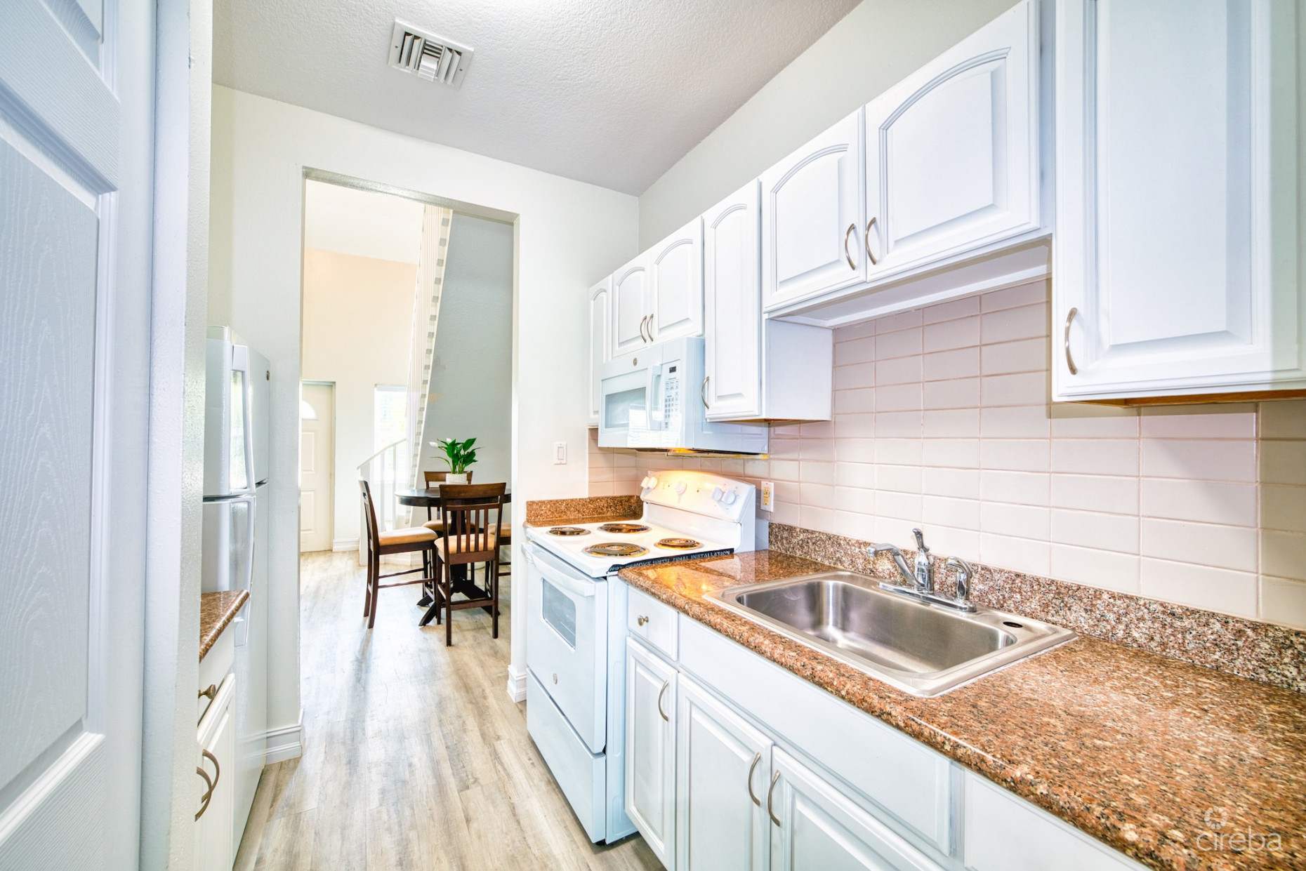 EXECUTIVE SUITES - 2 BED APARTMENT - GEORGETOWN - UNIT 30