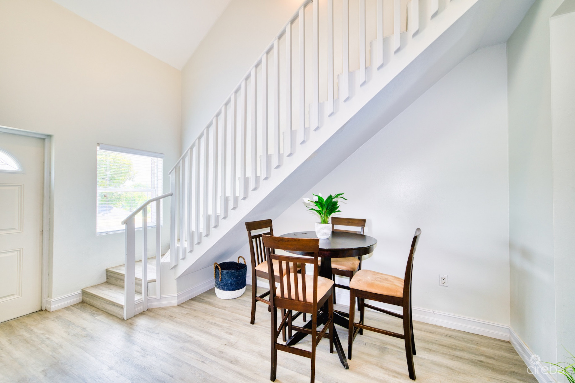 EXECUTIVE SUITES - 2 BED APARTMENT - GEORGETOWN - UNIT 30