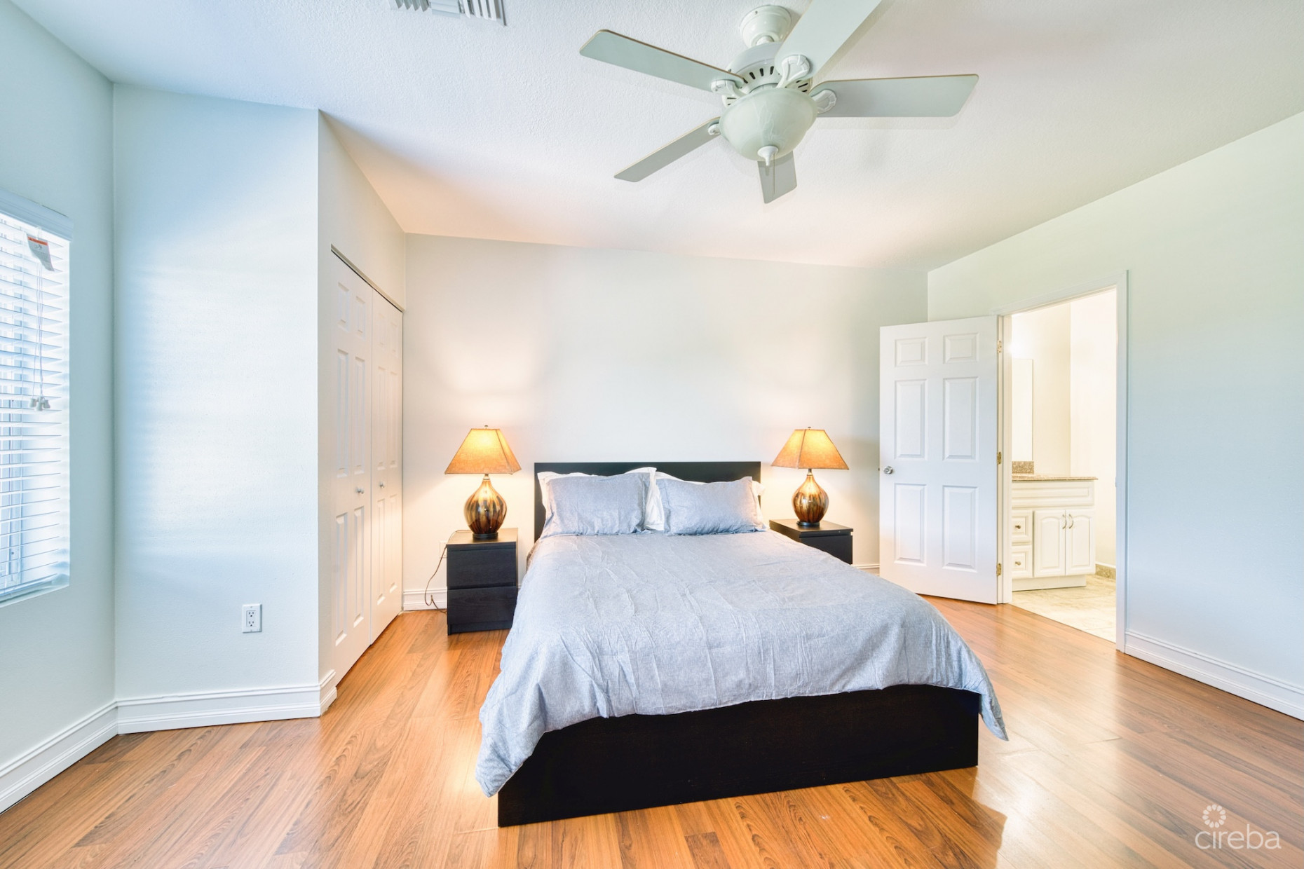 EXECUTIVE SUITES - 2 BED APARTMENT - GEORGETOWN - UNIT 30