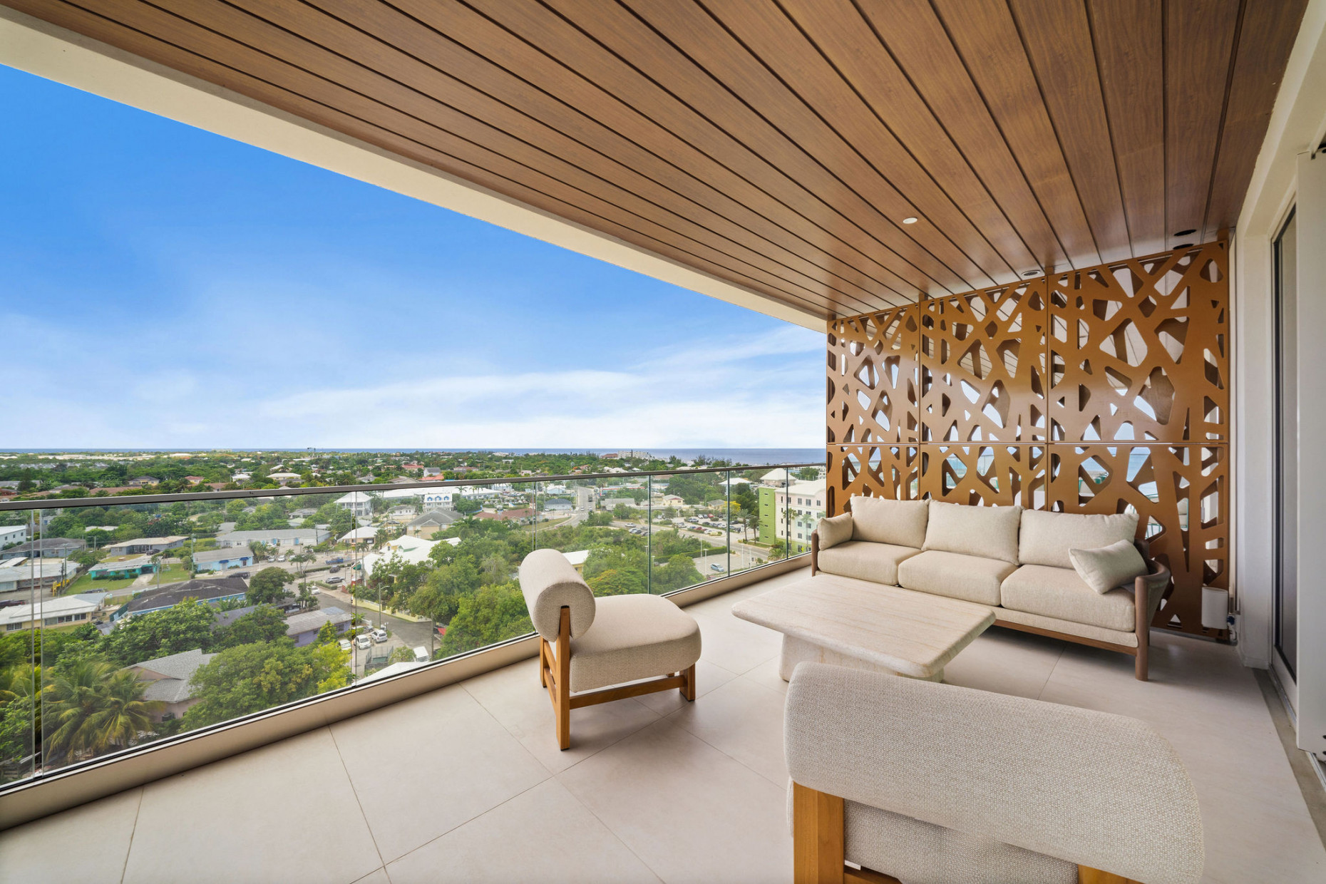 One|gt Unit 728 Arise Suite - 2 Bed + 2 Bath
