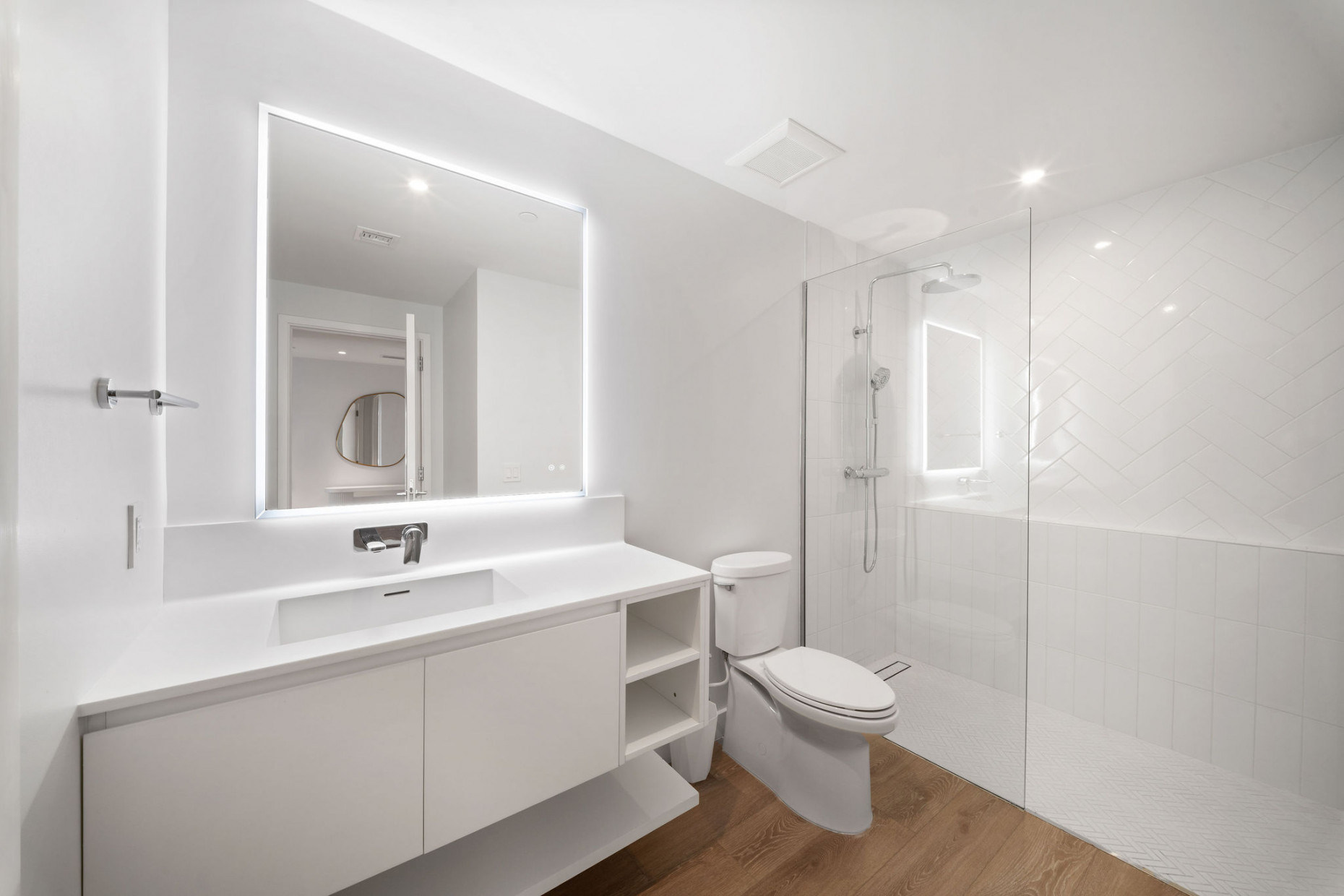 One|gt Unit 730 Solstice Suite - 2-bed + Den, 3-bath