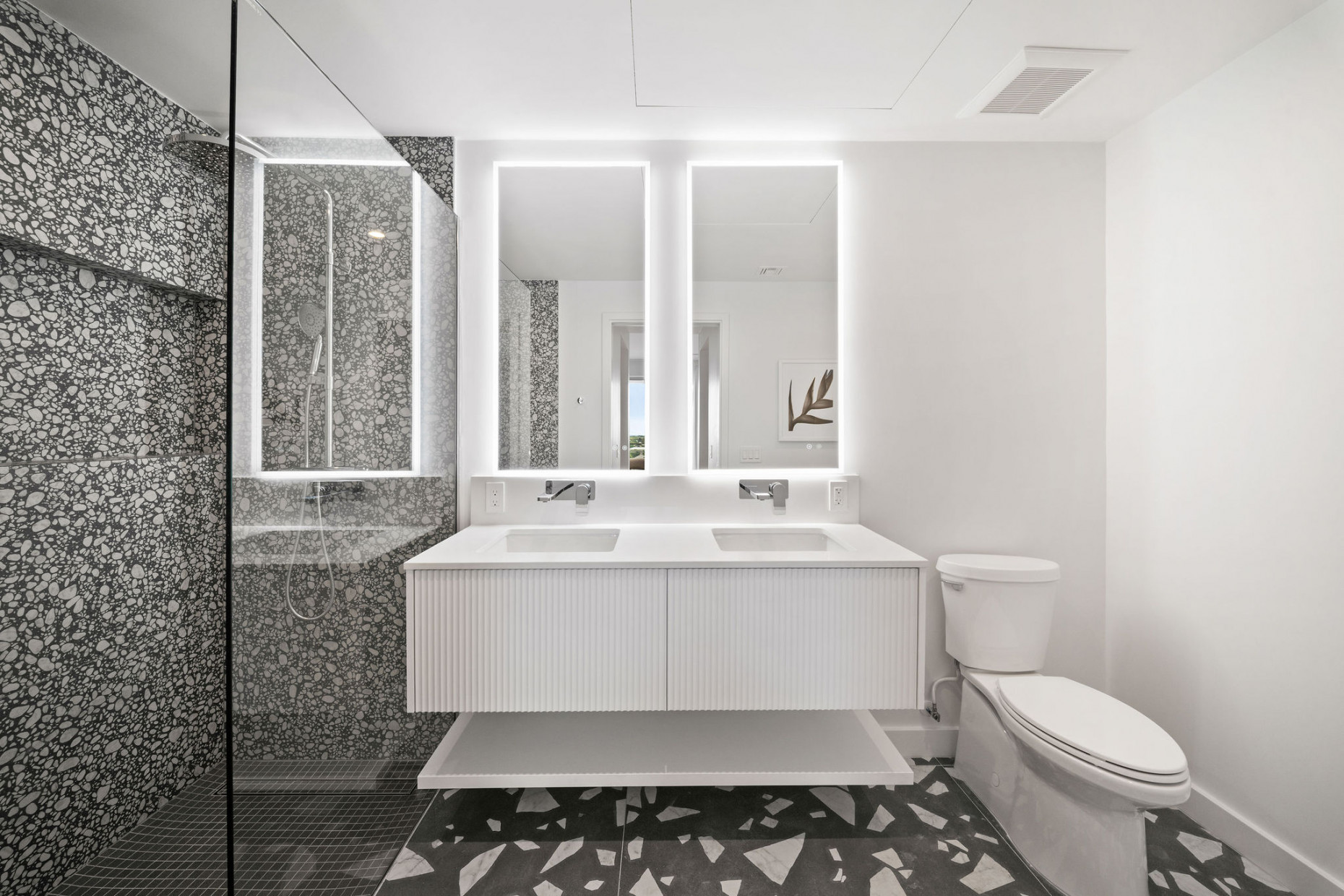 One|gt Unit 730 Solstice Suite - 2-bed + Den, 3-bath