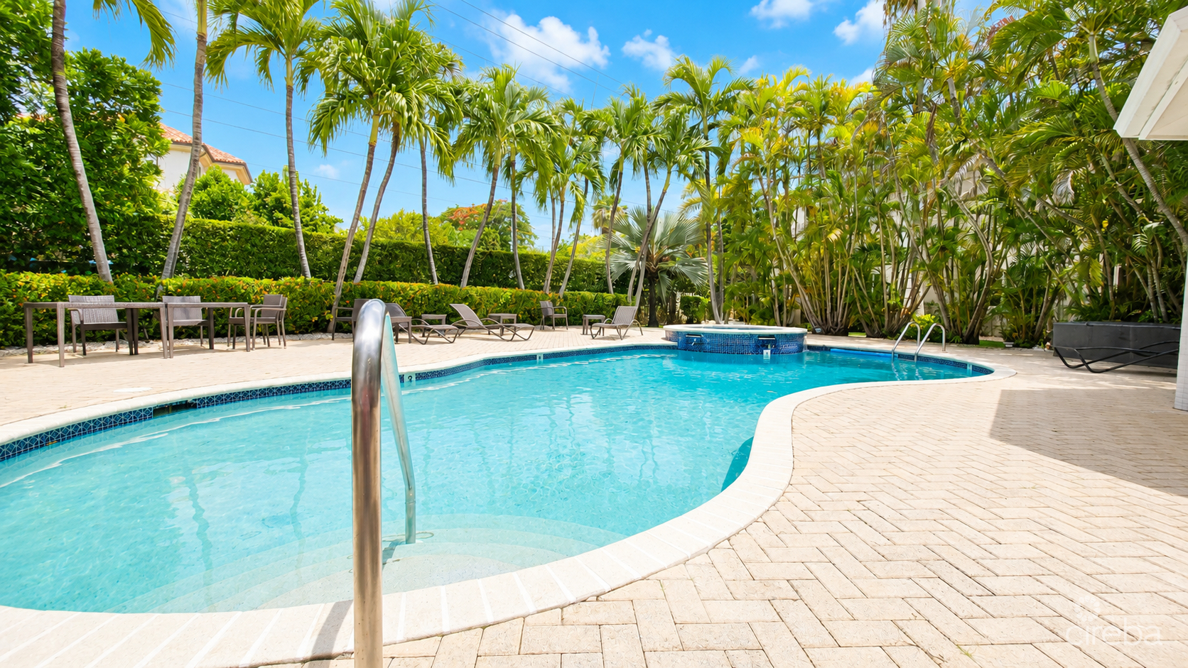 GRAND PALMS | GROUND FLOOR 2-BED IN SOUTH SOUND