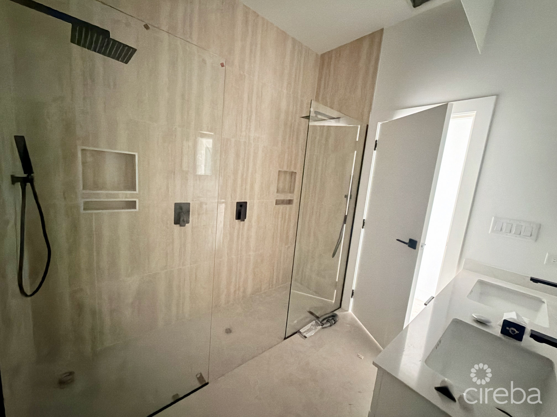 THREE BEDROOM, 3.5 BATHROOM RESIDENCE - DEVELOPER UNIT - THE MEADOWS AT BATABANO