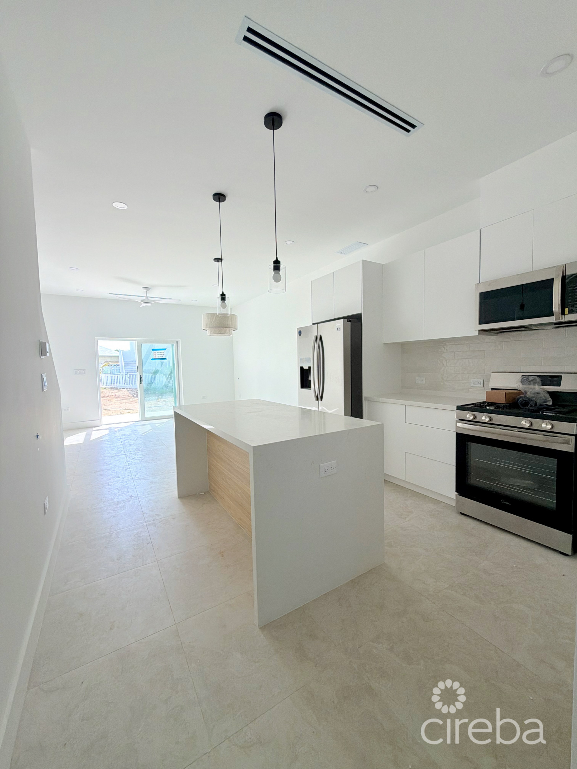 THREE BEDROOM, 3.5 BATHROOM RESIDENCE - DEVELOPER UNIT - THE MEADOWS AT BATABANO