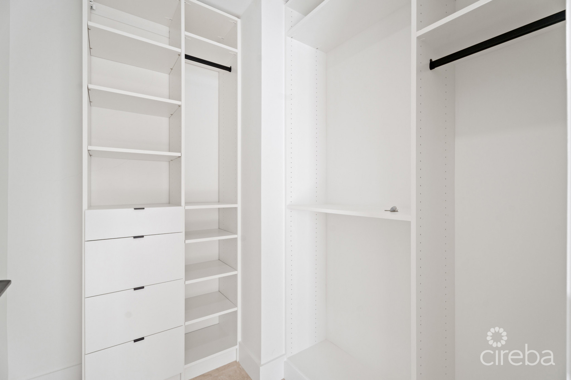 3 BEDROOMS + ROOF TERRACE AT THE MEADOWS AT BATABANO - RESIDENCE 504