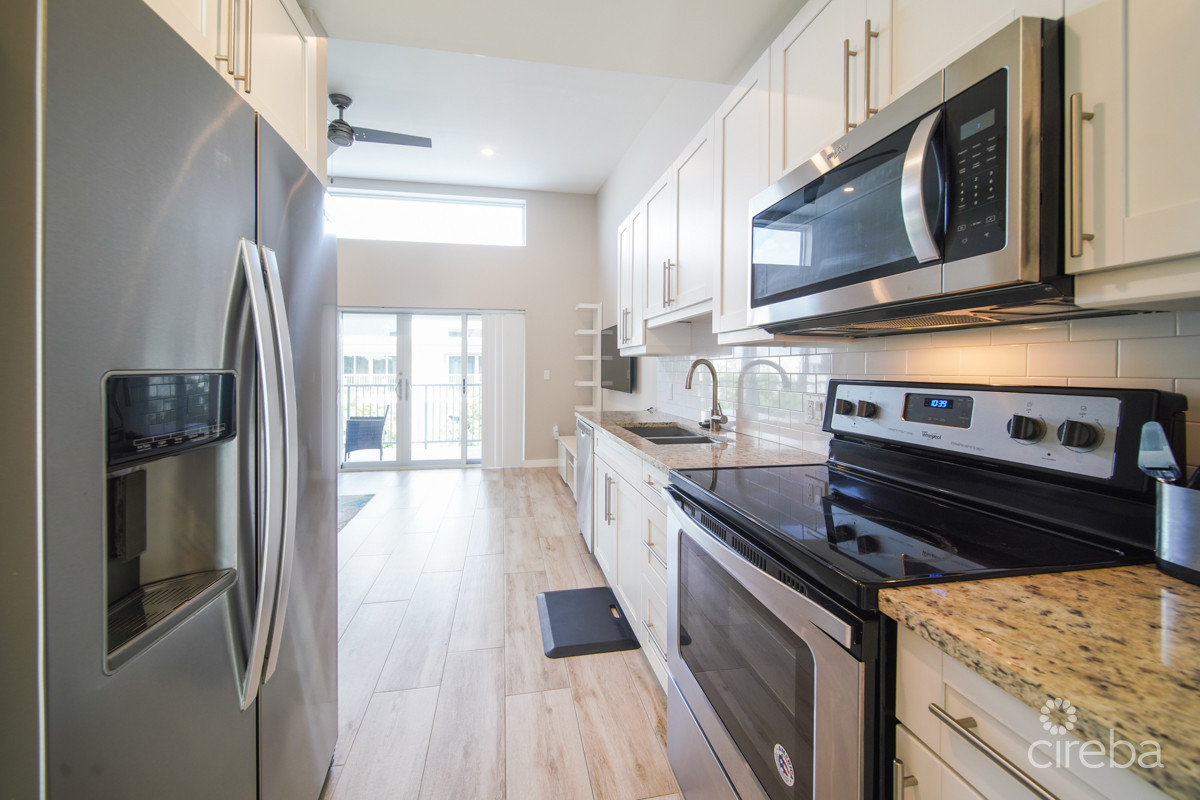 DOWNTOWN REACH - ONE BEDROOM