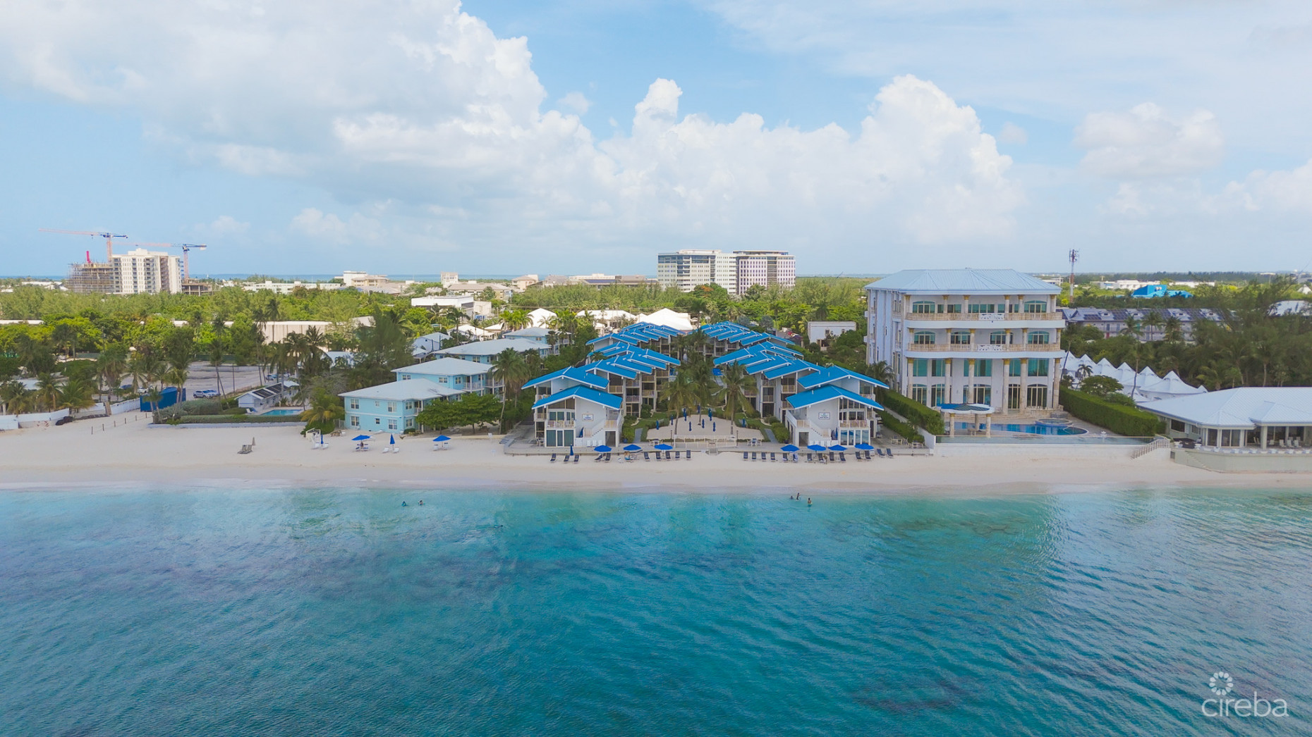 CAYMAN REEF 3 BED SEVEN MILE BEACH