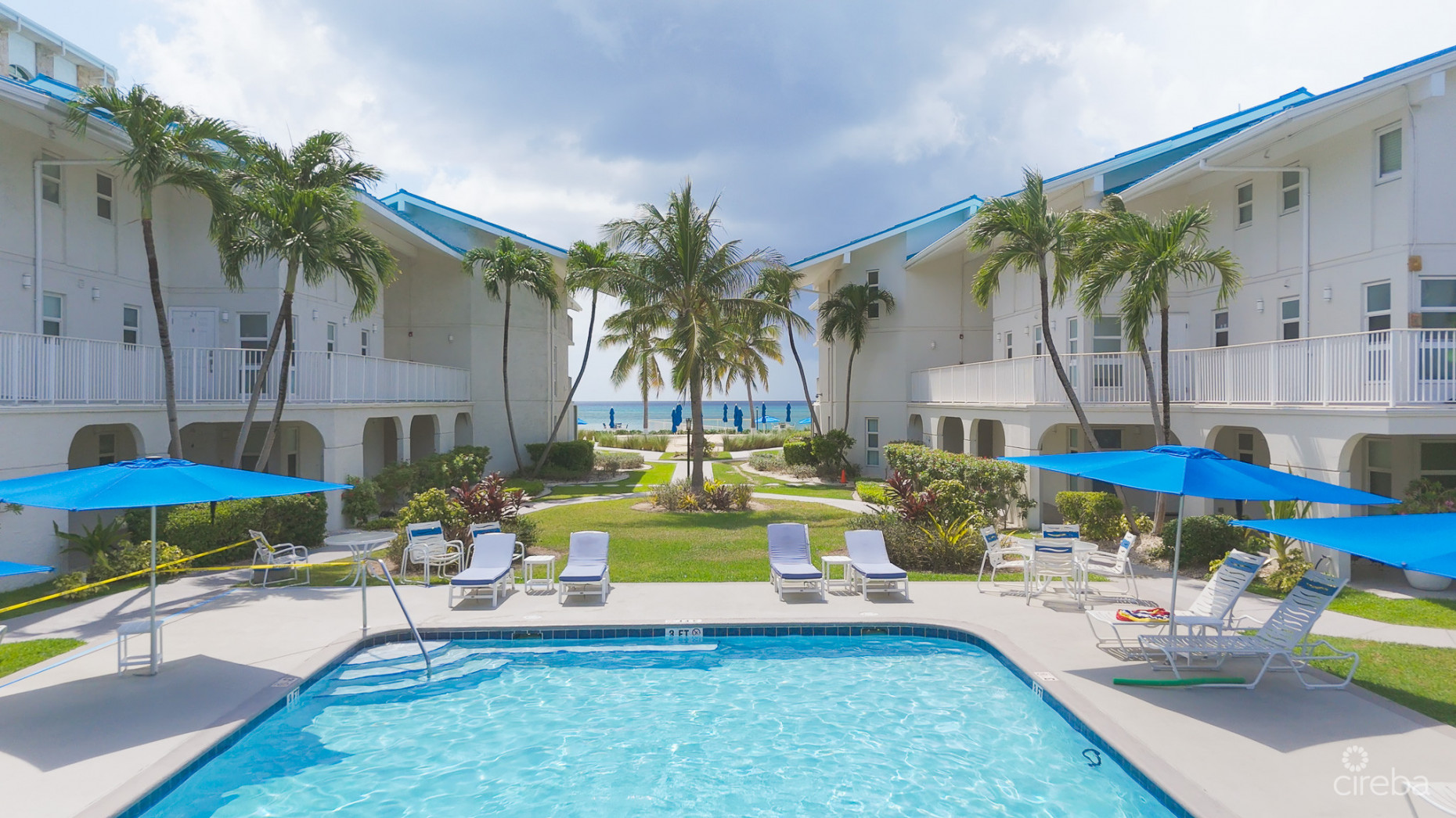 CAYMAN REEF 3 BED SEVEN MILE BEACH