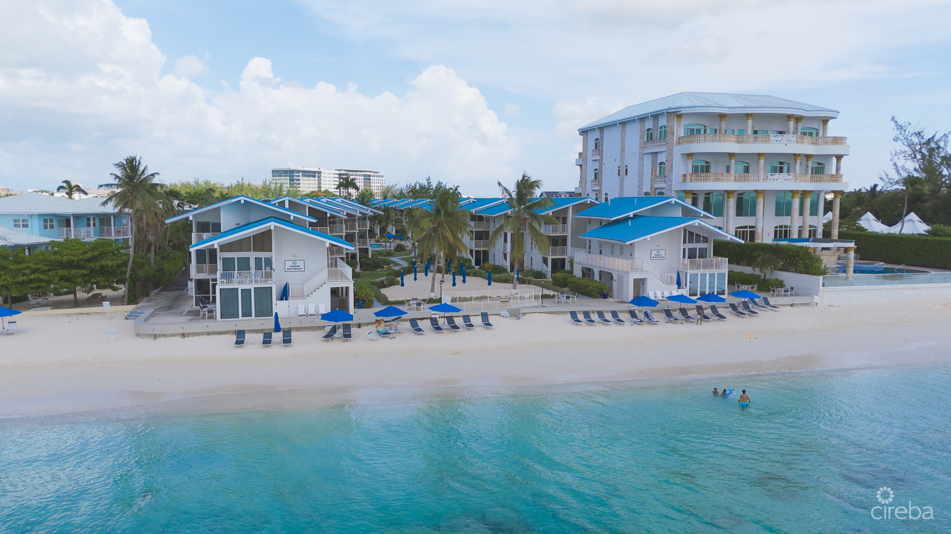CAYMAN REEF 3 BED SEVEN MILE BEACH