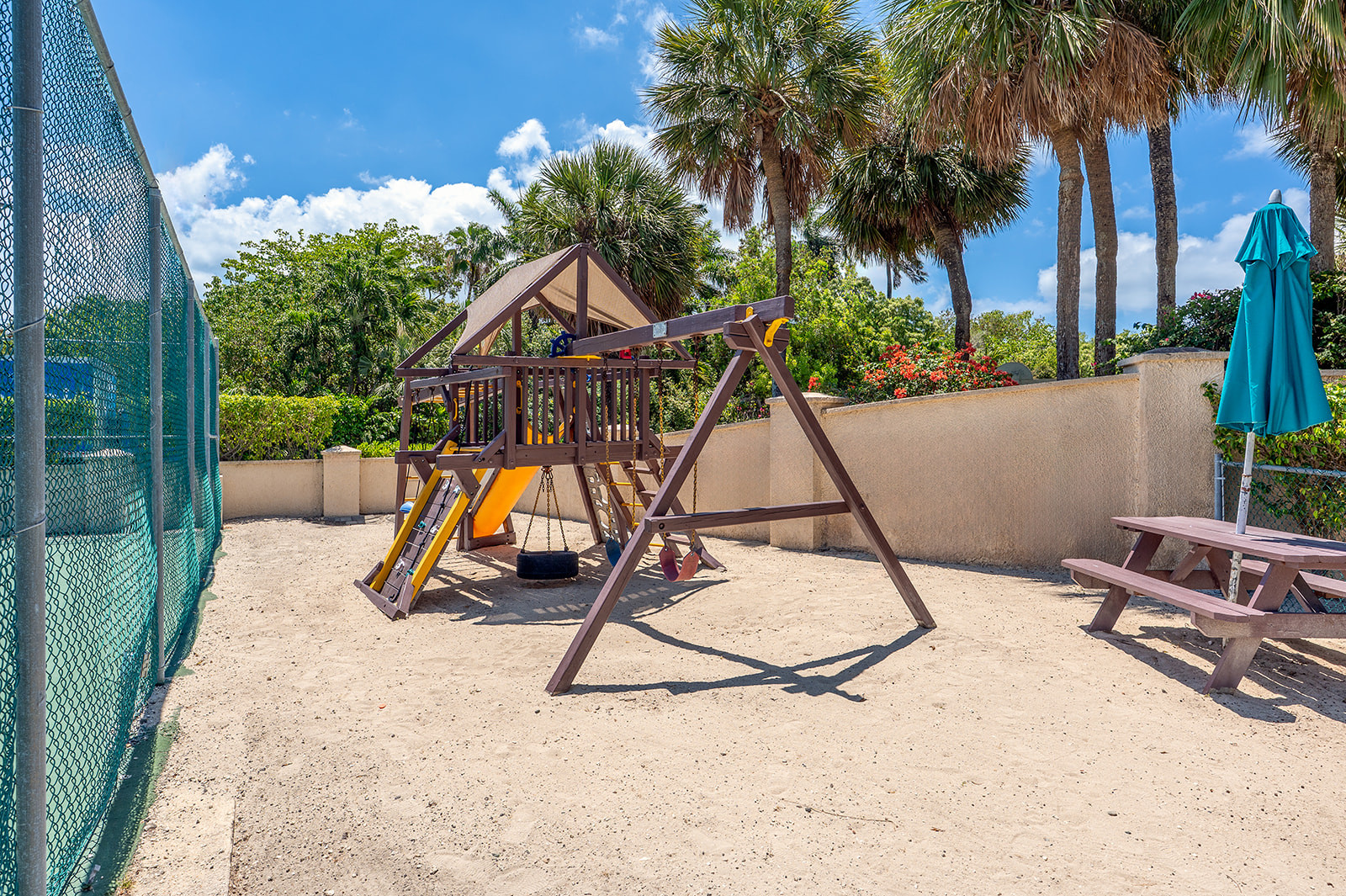 All-inclusive Rental For  October On Seven Mile
