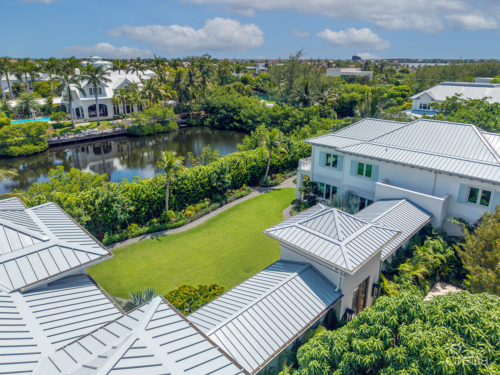 THE ORCHARD AT SALT CREEK | 32 CREEKSIDE COURT | A SALT CREEK ESTATE
