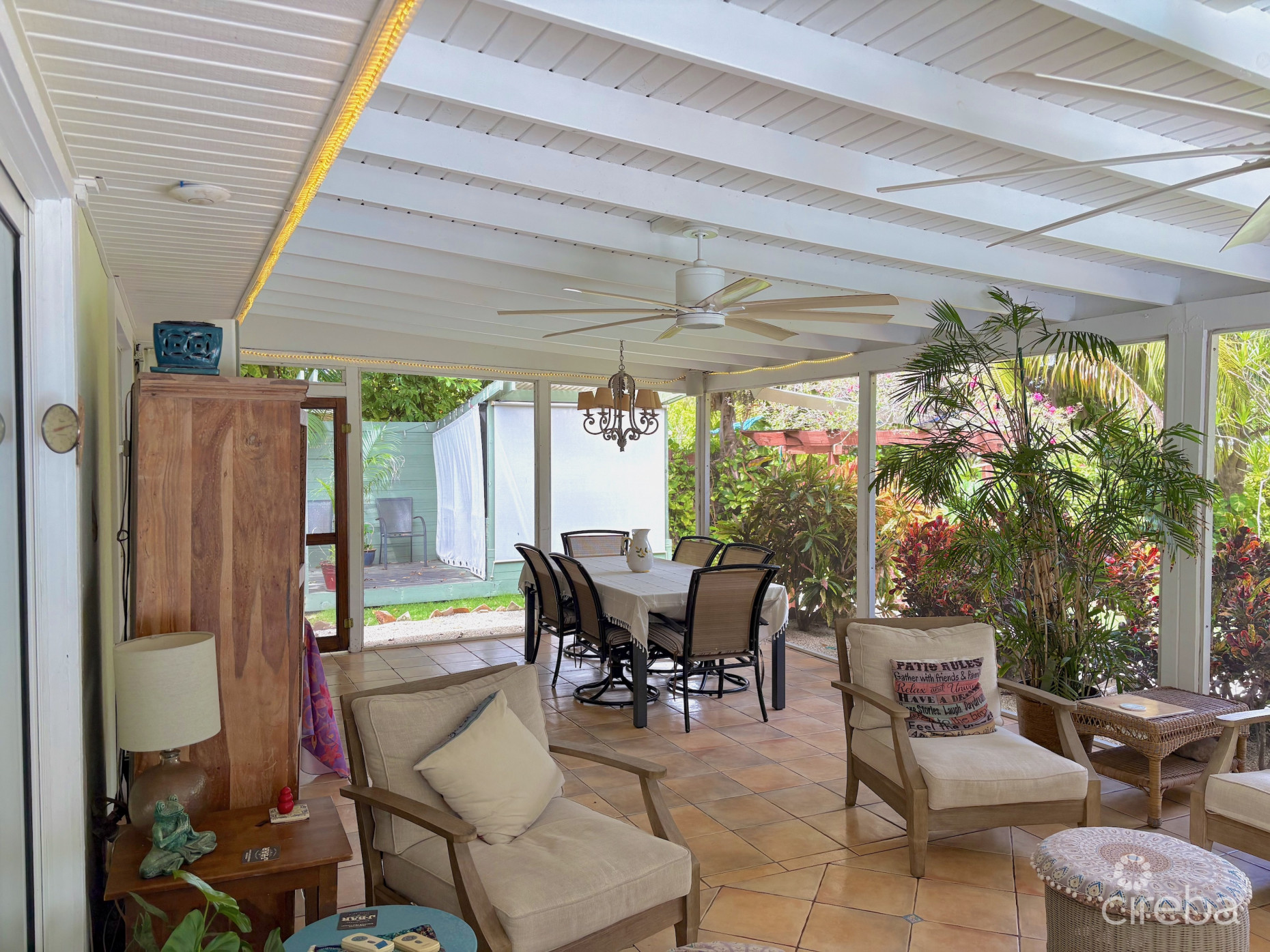 RARE DOUBLE-LOT OASIS BUNGALOW  WITH POOL IN SNUG HARBOUR