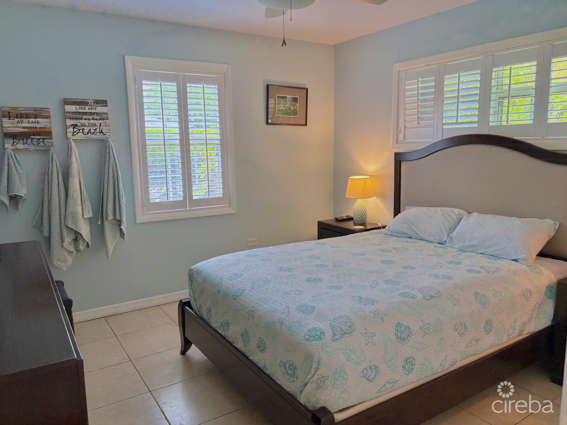 RARE DOUBLE-LOT OASIS BUNGALOW  WITH POOL IN SNUG HARBOUR