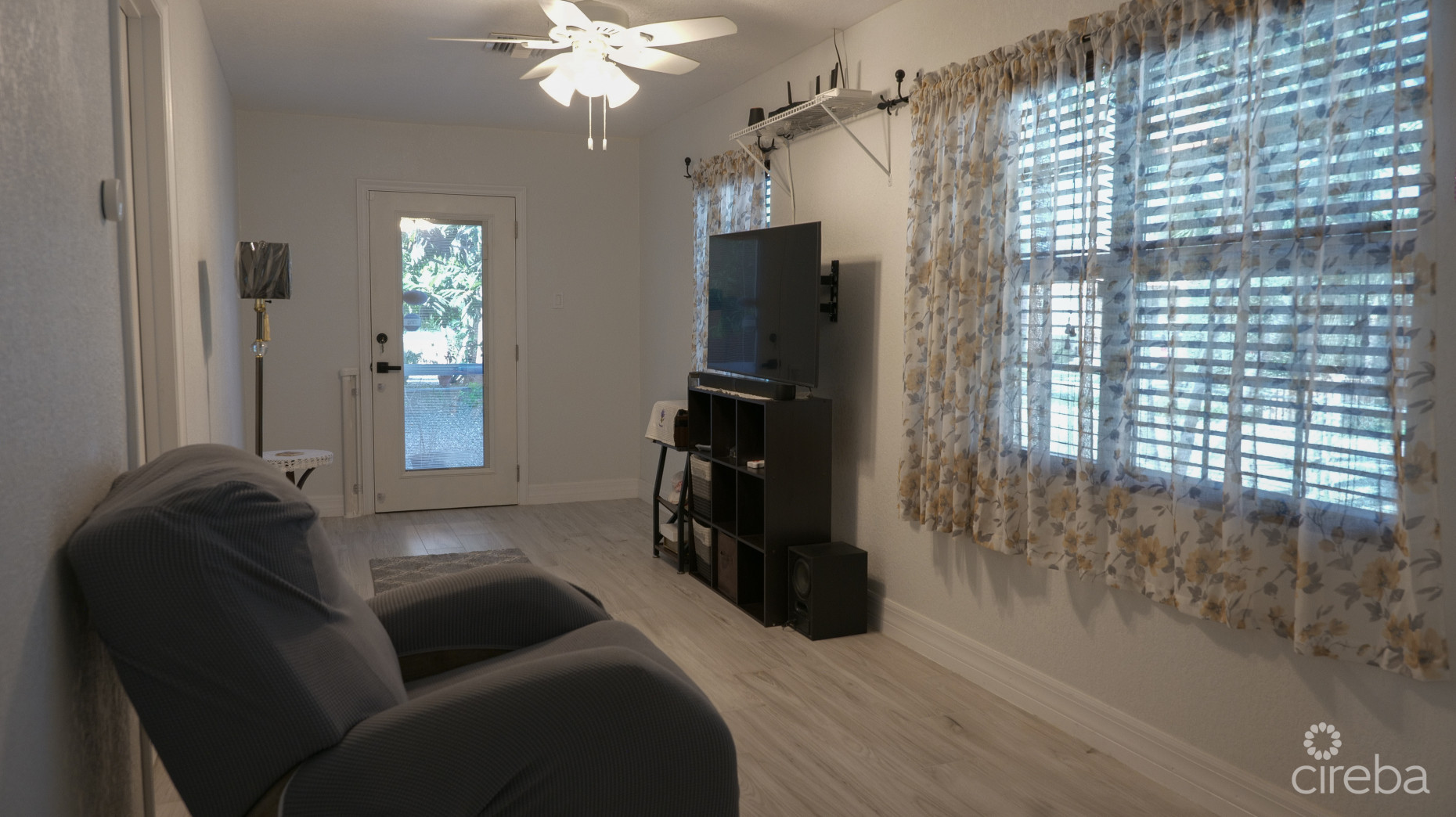 VISION HOME AND STUDIO