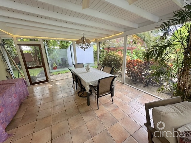 RARE DOUBLE-LOT OASIS BUNGALOW  WITH POOL IN SNUG HARBOUR