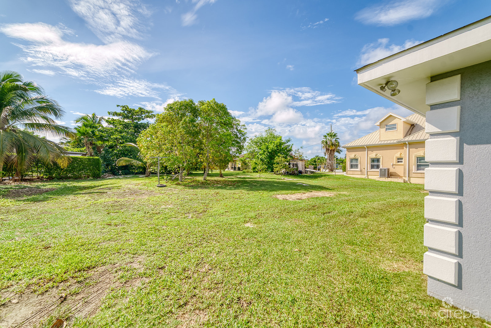 3 BEDROOM HOME ON DUPLEX LOT W/APPROVED PLANS FOR  ADDITIONAL 4-BEDROOM HOME