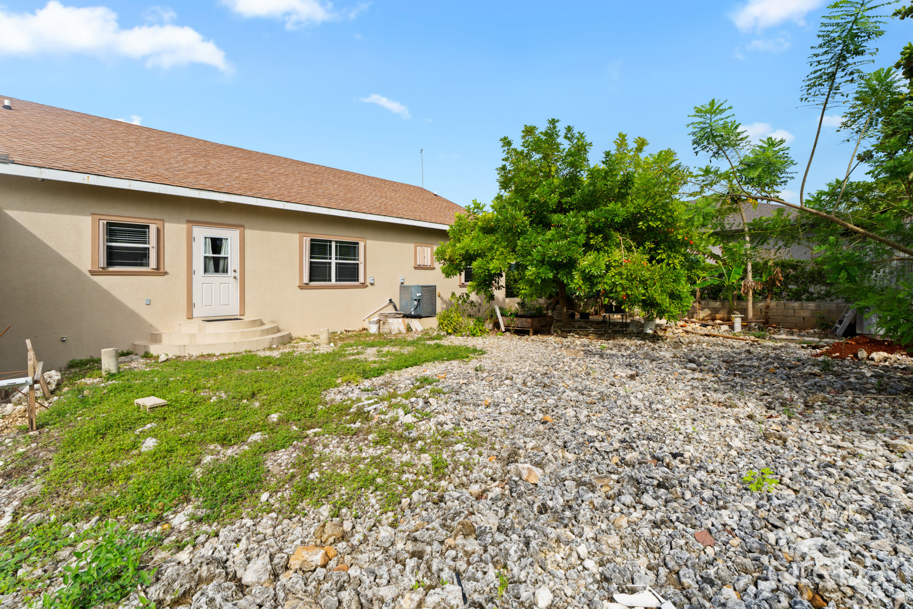 PINEAPPLE WAY 19A, BODDEN TOWN HOME