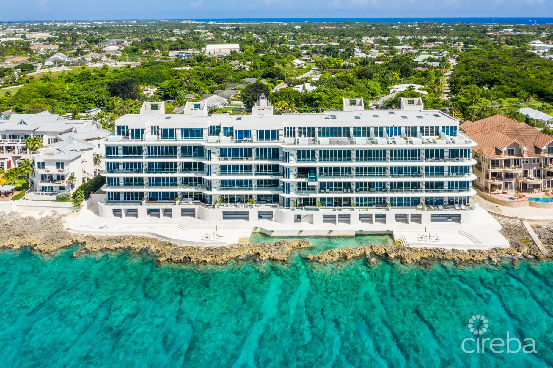 FIN 27, OCEANFRONT CONDO
