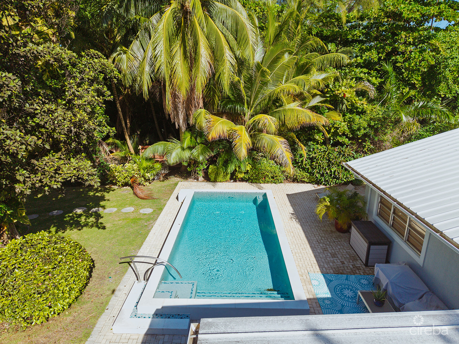 RARE DOUBLE-LOT OASIS BUNGALOW  WITH POOL IN SNUG HARBOUR
