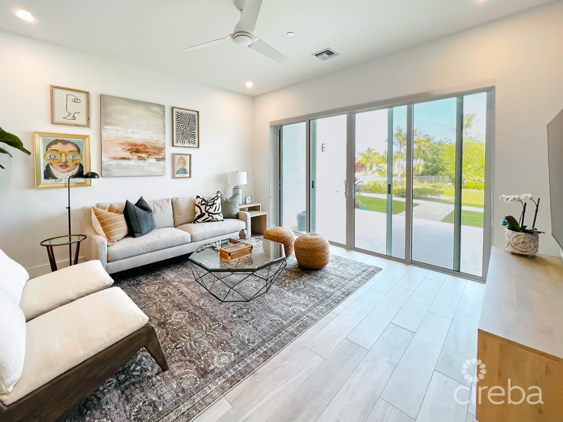 AURA 2 BED PLUS DEN, 2.5 BATH TOWNHOUSE