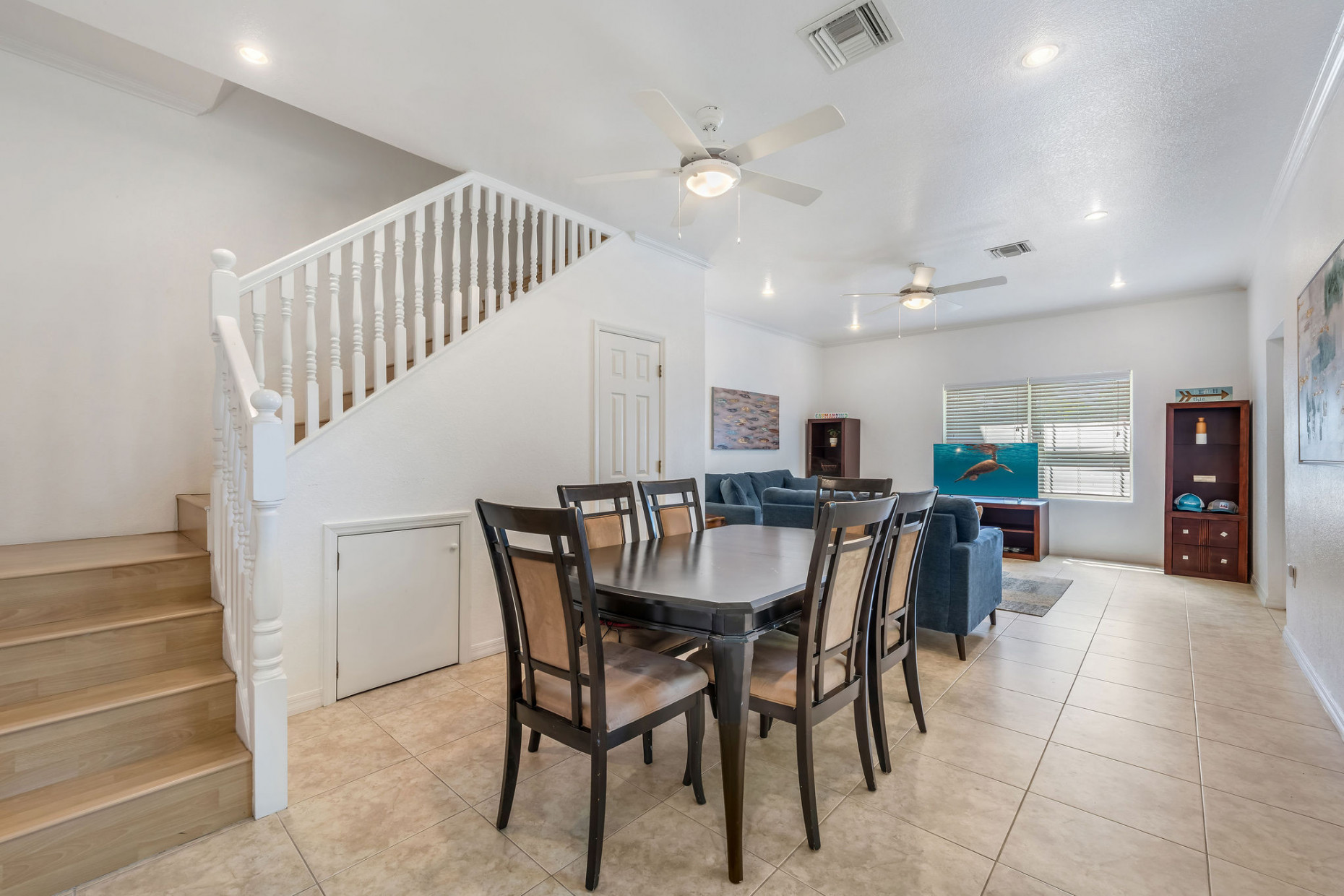 FAIRVIEW MANOR:  2X 2-BED UNITS, GEORGE TOWN