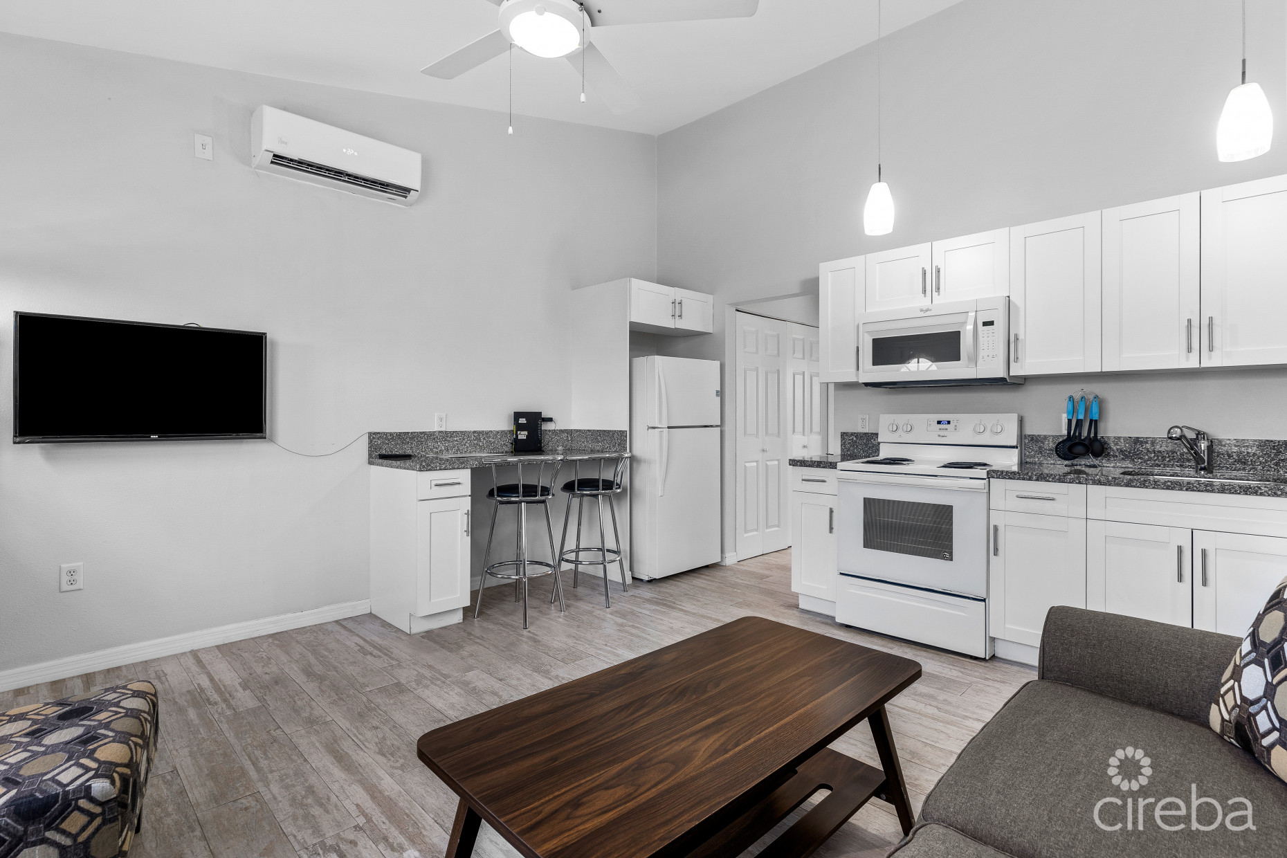 SANDSCAPE RESIDENCES #29