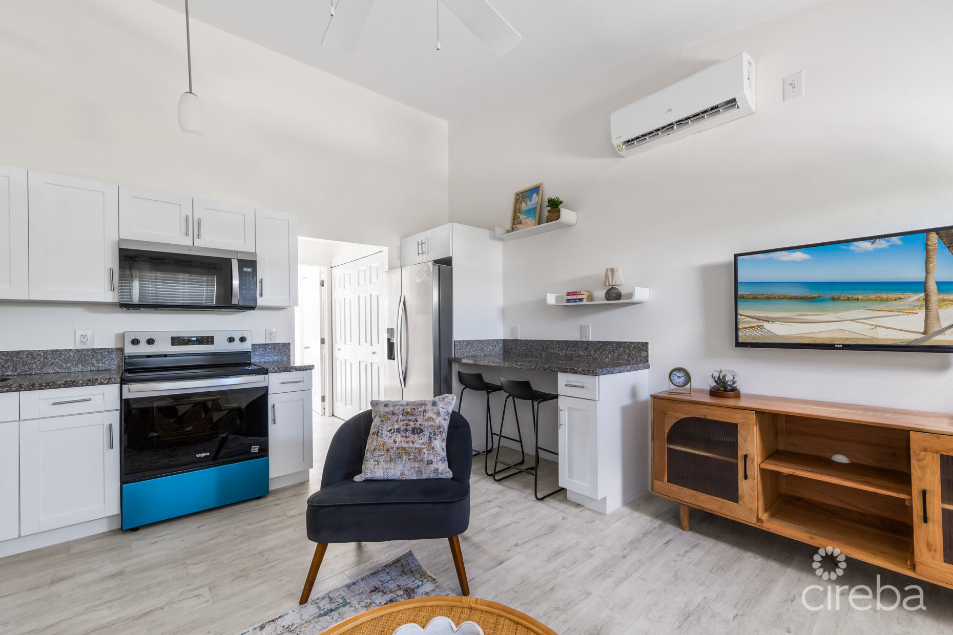 SANDSCAPE RESIDENCES #38