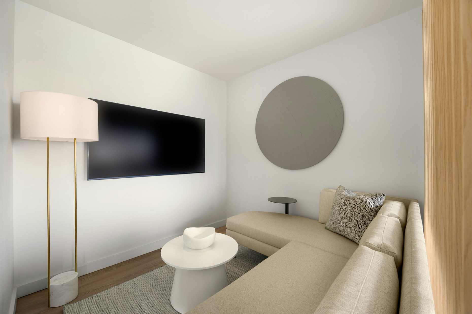 One | Gt Residences Collection - Large 1-bed + Den