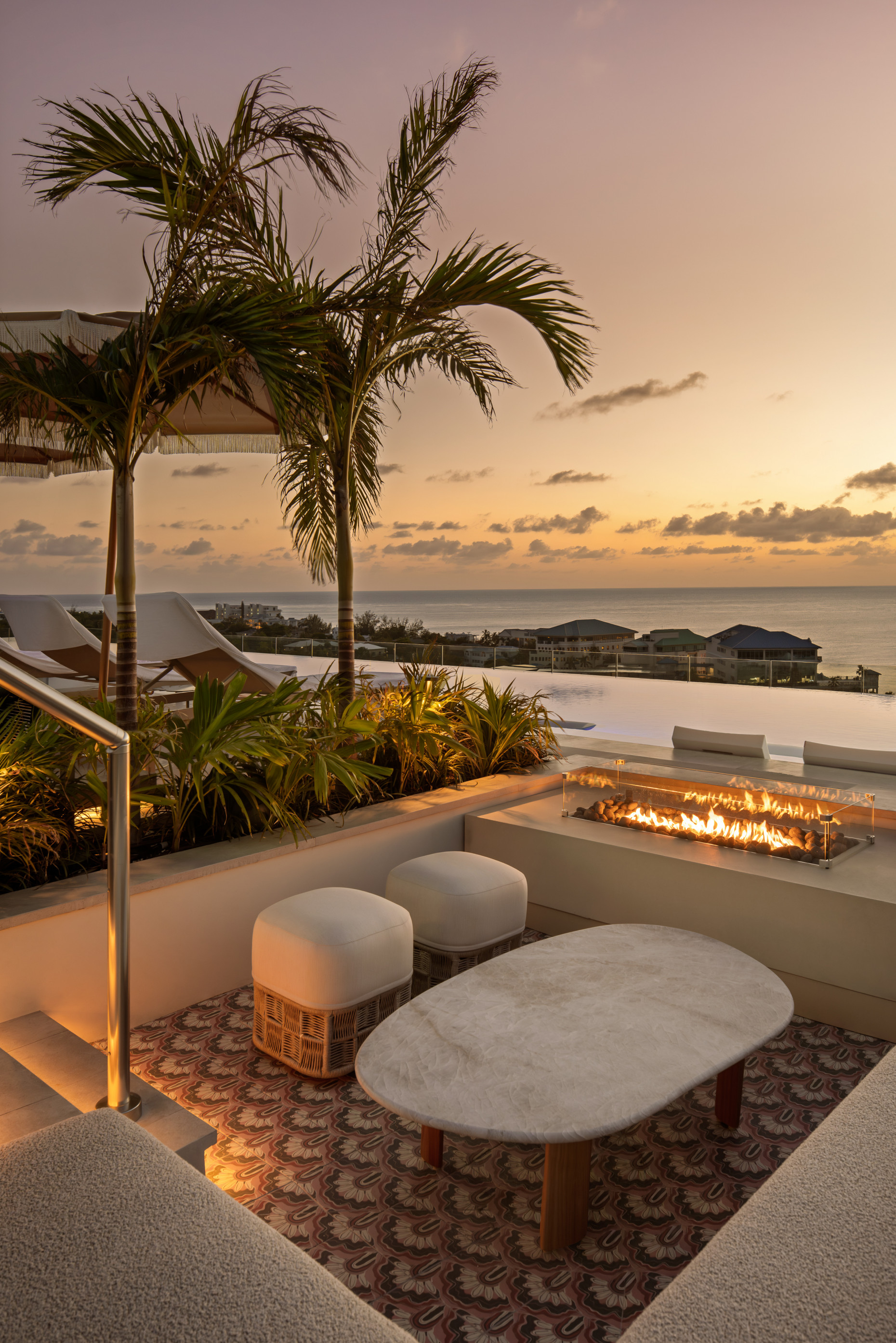 One | Gt Residences Collection - Large 1-bed + Den