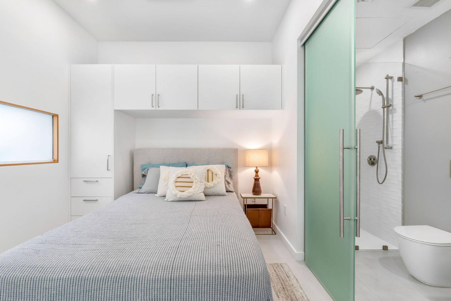 HARBOUR WALK RESIDENCES 117 | TURNKEY BOUTIQUE 1-BED