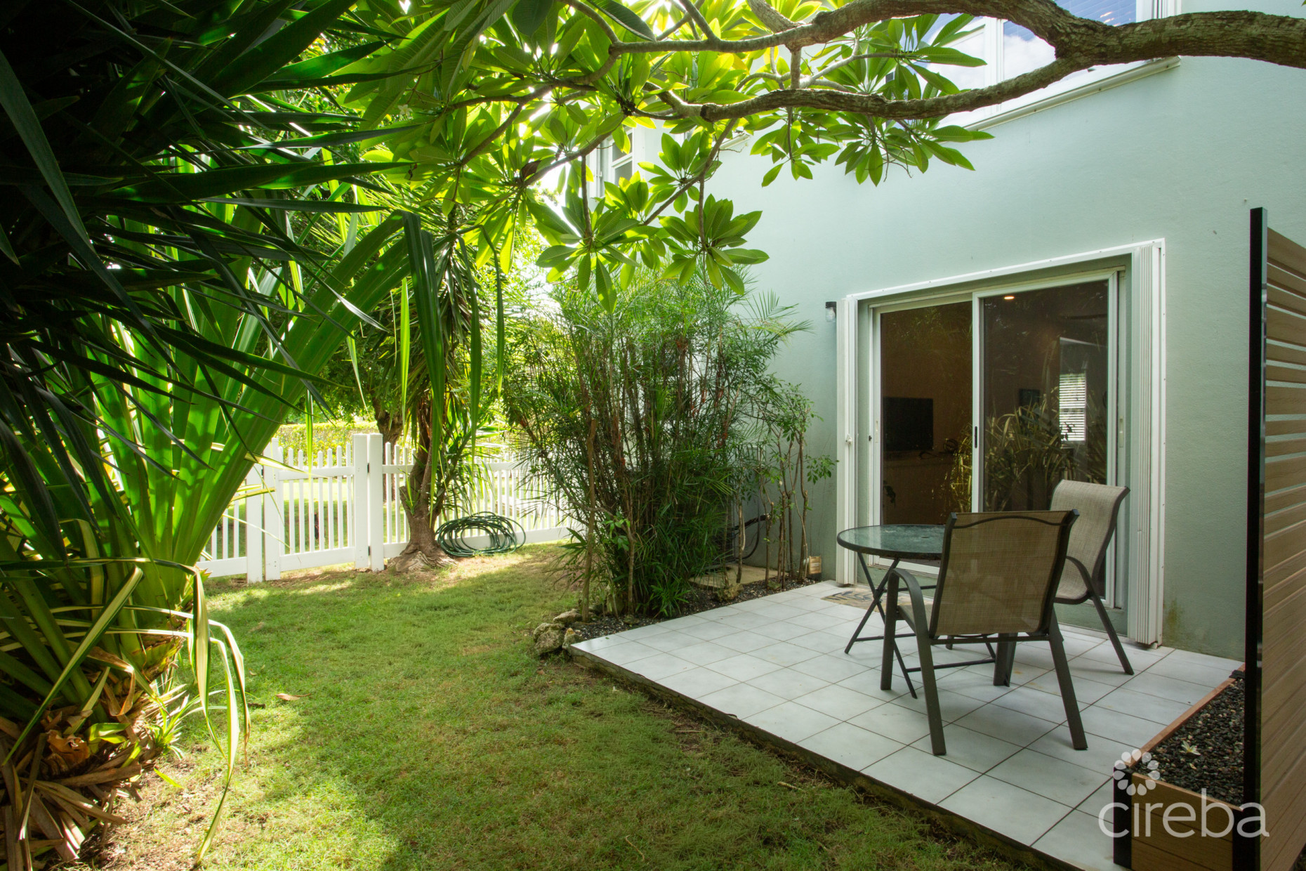TURNKEY 2BED PLUS DEN END UNIT TROPICAL HAVEN