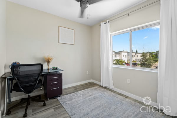 DOWNTOWN REACH - 2 BEDROOM