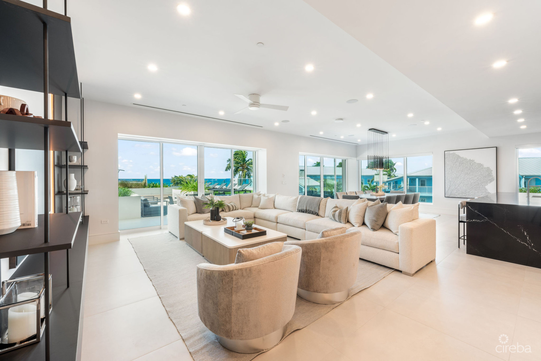 AQUA RESIDENCE 2 - LUXURY SEVEN MILE BEACH CONDO