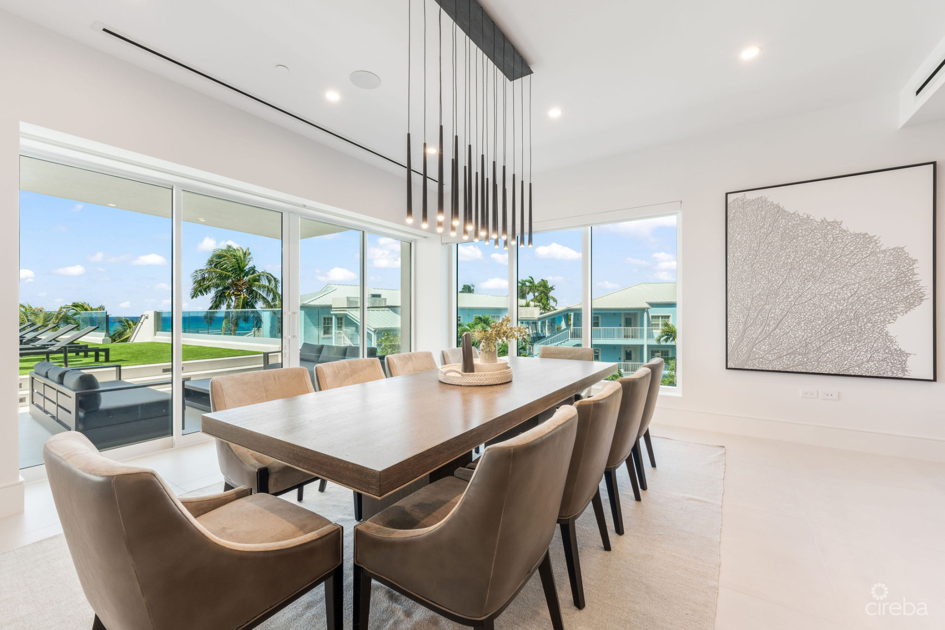 AQUA RESIDENCE 2 - LUXURY SEVEN MILE BEACH CONDO