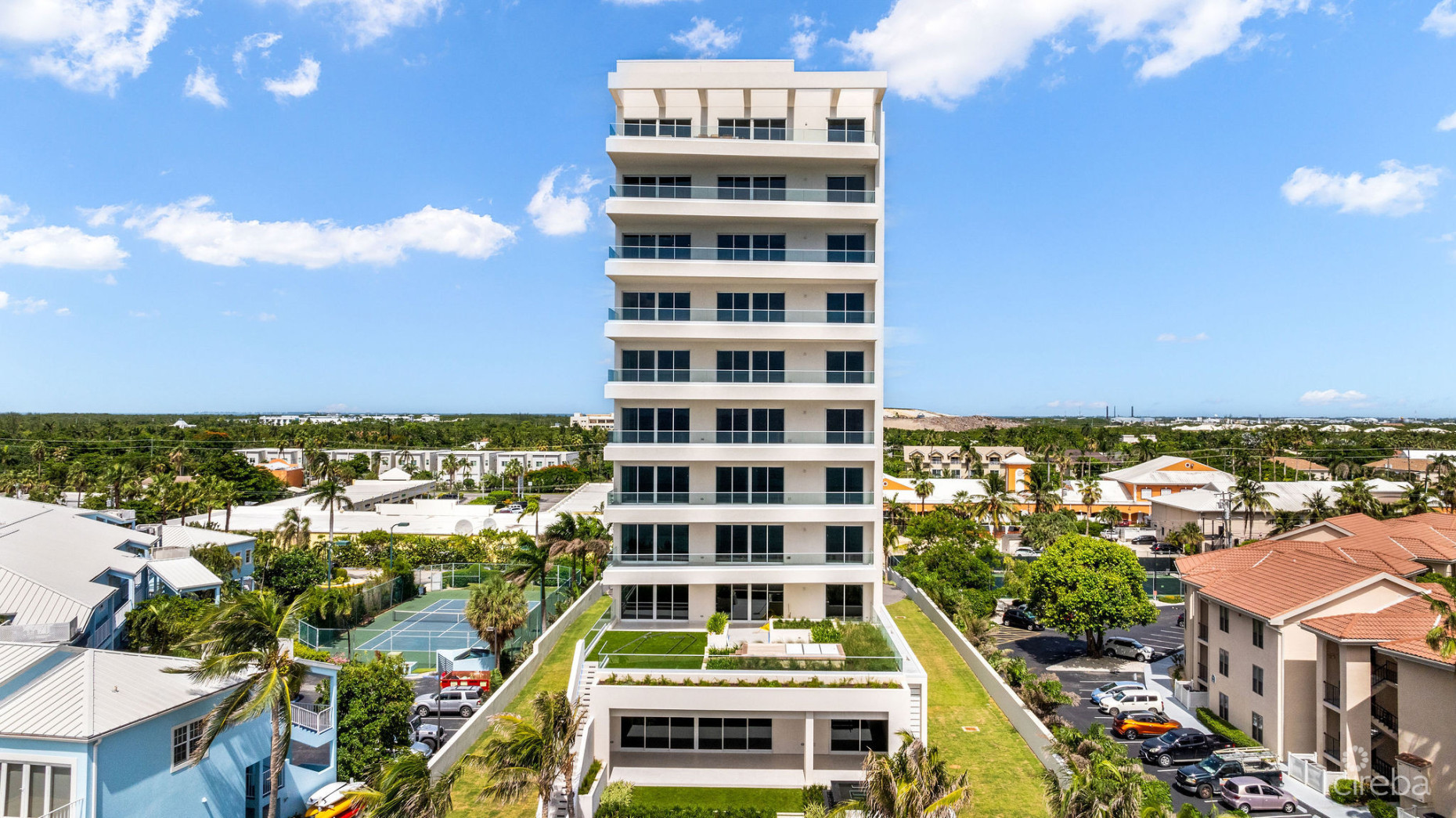 AQUA RESIDENCE 2 - LUXURY SEVEN MILE BEACH CONDO