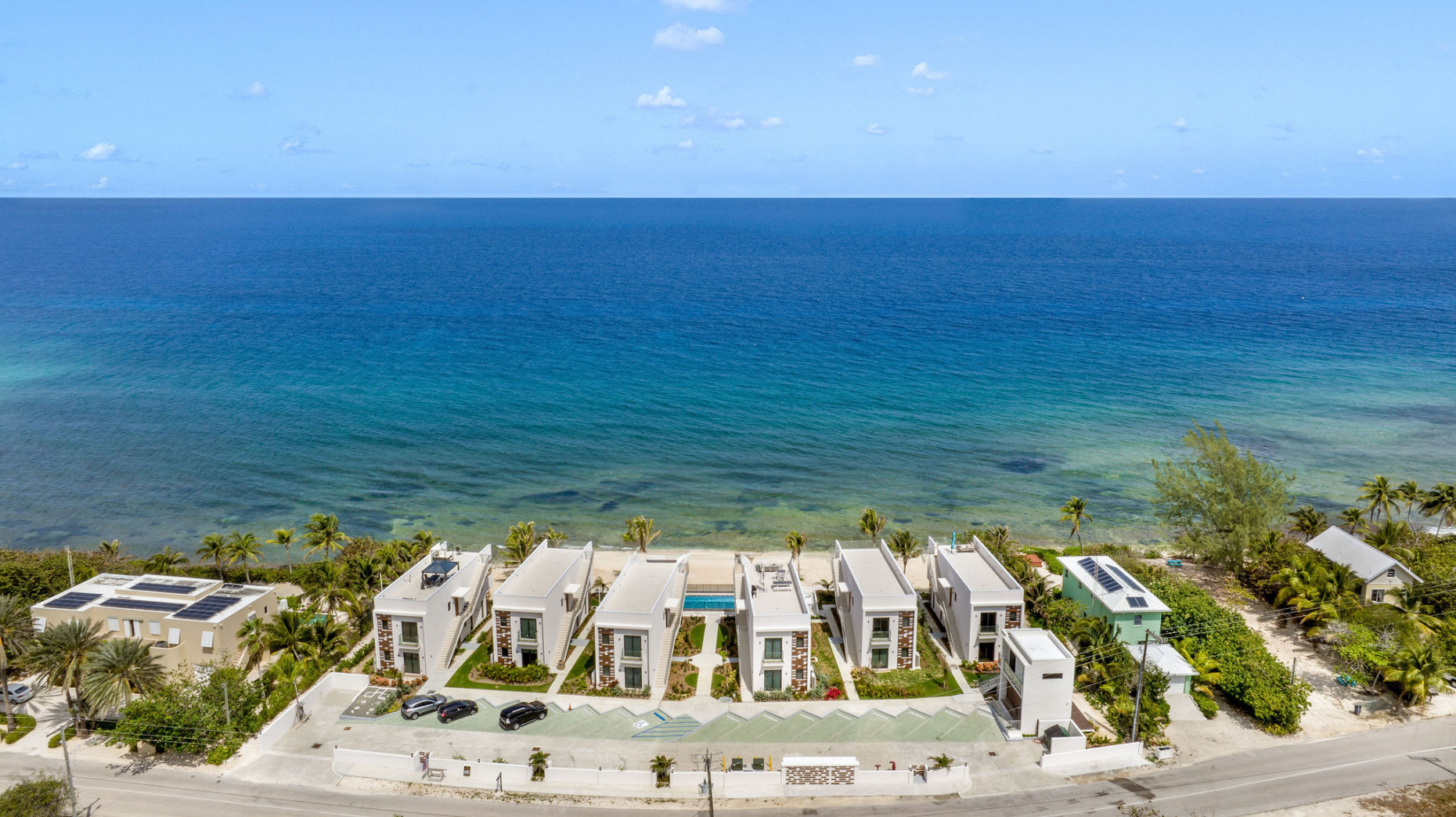 SILVER REEF RESIDENCES:  STUNNING GROUND FLOOR 2-BEDROOM