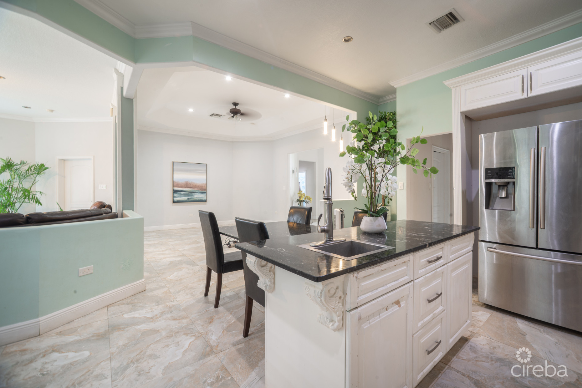 WHISTING WAY FAMILY HOME