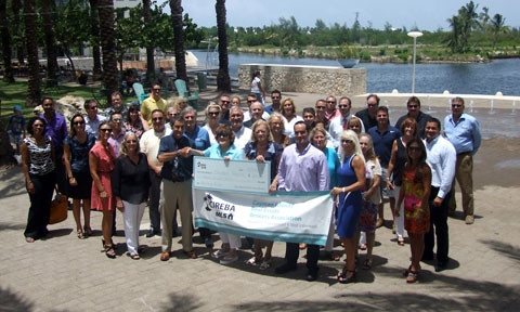 Realtors donate to Hospice Care