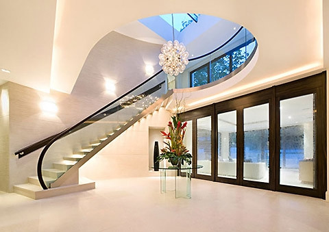 SUPER-PRIME SALES RISE AS RUSSIAN AND CHINESE DEMAND GROWS