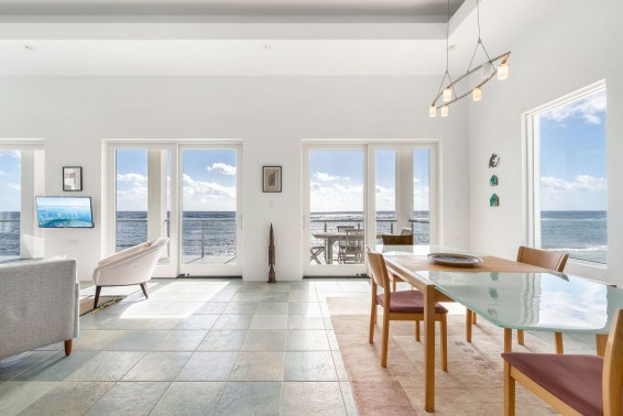 Beach House- 4 Bedroom