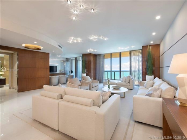 St Regis Bal Harbour, 9705 Collins Ave